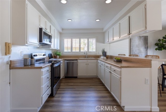 Detail Gallery Image 13 of 30 For 5456 Calle Pico #B,  Laguna Woods,  CA 92637 - 2 Beds | 2 Baths