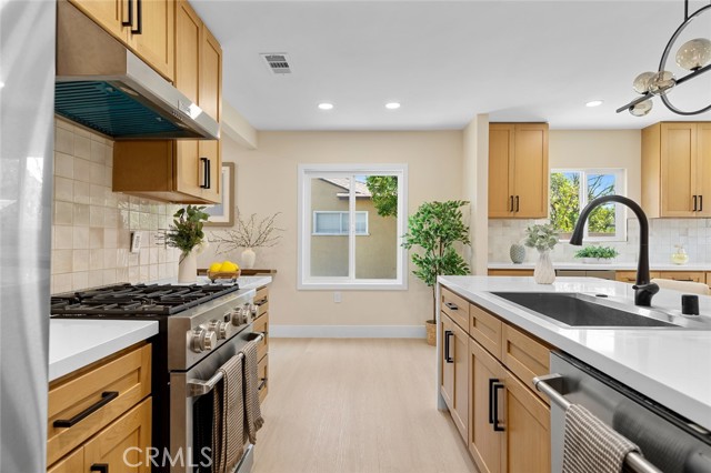 11091 Ranger Drive, Los Alamitos CA: https://media.crmls.org/medias/69d41469-9056-47f3-a6c6-c65fe1448638.jpg