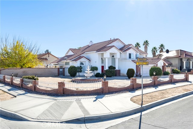 Detail Gallery Image 7 of 64 For 20463 Little Bear Ct, Apple Valley,  CA 92308 - 5 Beds | 3 Baths