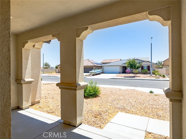 Detail Gallery Image 5 of 41 For 2153 E Newgrove St, Lancaster,  CA 93535 - 3 Beds | 2 Baths