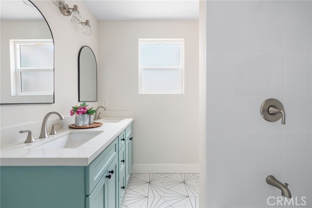 112 W Norwood Place, San Gabriel CA: https://media.crmls.org/medias/69d50ab5-5124-4fe2-9bac-990e0621bda3.jpg