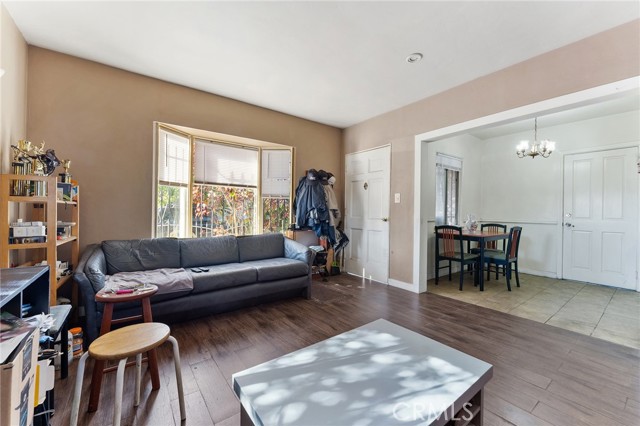 Detail Gallery Image 29 of 38 For 601 W 19th St, Long Beach,  CA 90806 - 2 Beds | 1 Baths