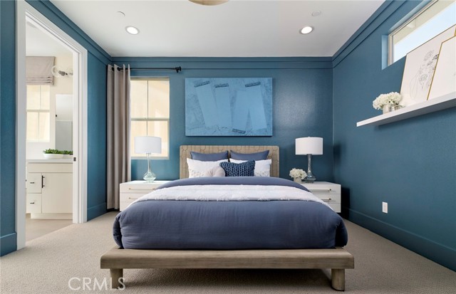 Detail Gallery Image 18 of 26 For 11845 Canoga Ave, Chatsworth,  CA 91311 - 5 Beds | 5/1 Baths