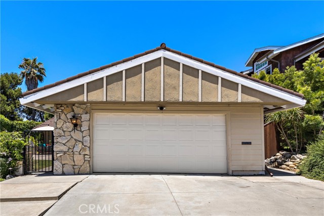 2805 Via Montecito, San Clemente CA: https://media.crmls.org/medias/69d728a4-d8e6-420d-b7d0-52769313005a.jpg