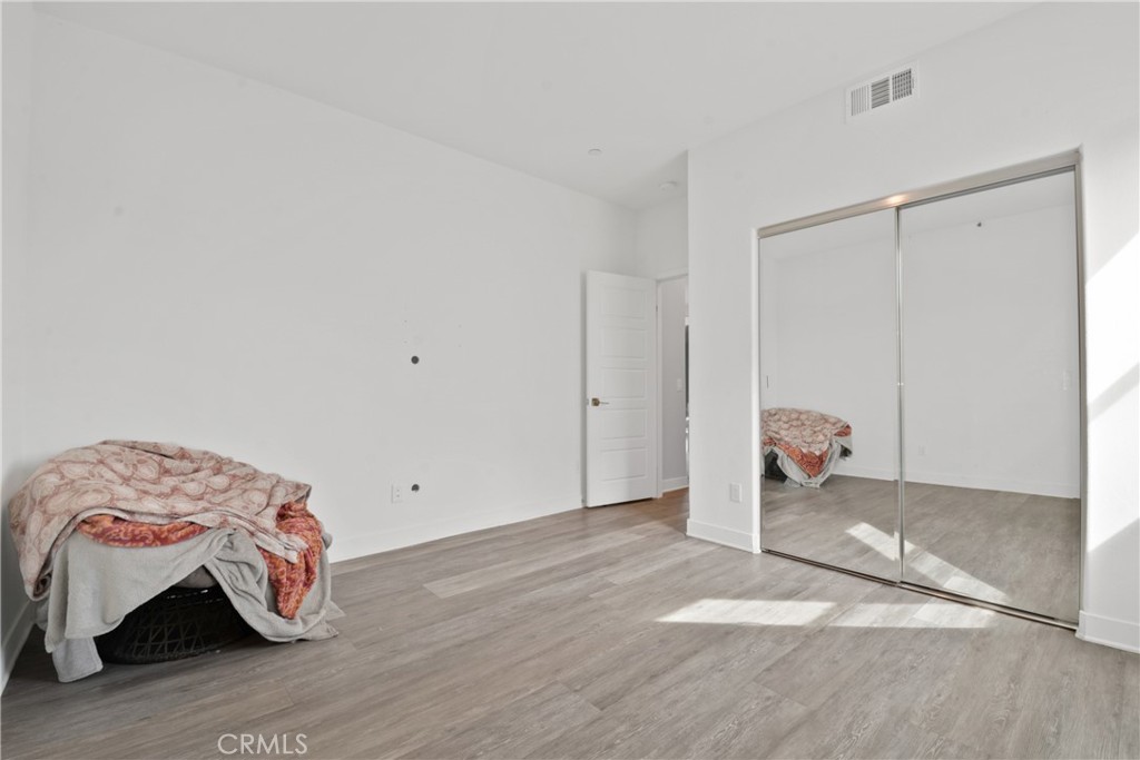 MLS #IV25259588 image #17