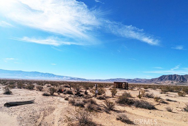 7 Northside Rd, Lucerne Valley, California 92356, ,Land,For Sale,7 Northside Rd,CROC23198110