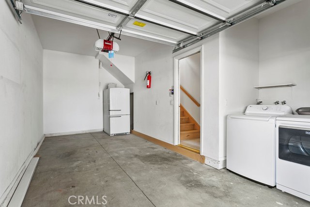 426 Goldenrod Avenue, Corona del Mar CA: https://media.crmls.org/medias/69d88dbe-72be-4328-9ab6-f426e822c8c7.jpg