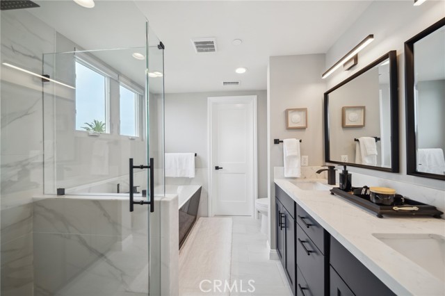 506 Clubhouse Avenue, Newport Beach CA: https://media.crmls.org/medias/69d8a505-1603-442f-b974-27ef2d4d938b.jpg