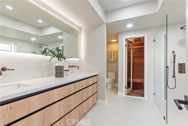 Detail Gallery Image 26 of 64 For 5166 Marmol Dr, Woodland Hills,  CA 91364 - 3 Beds | 3 Baths