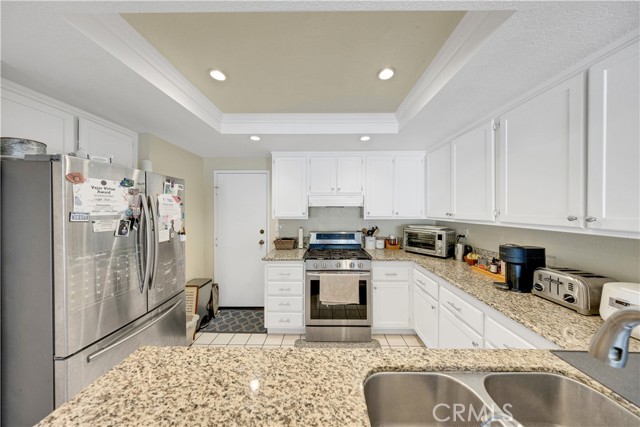 22915 Colombard Lane, Diamond Bar CA: https://media.crmls.org/medias/69d9872c-1b48-4234-95c6-ba4a21d3f386.jpg