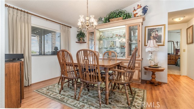 1536 S State Street, Hemet CA: https://media.crmls.org/medias/69d9bc8d-3716-4f54-96cc-121ca56dfc85.jpg