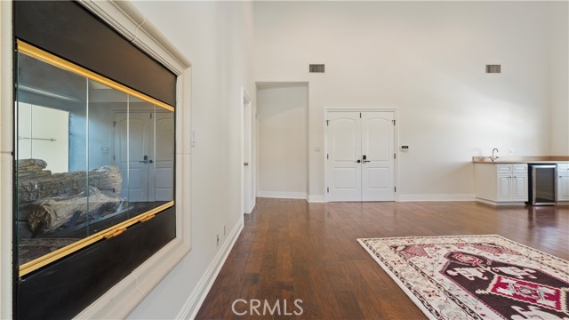 Detail Gallery Image 30 of 50 For 5128 Avenida Hacienda, Tarzana,  CA 91356 - 5 Beds | 4 Baths