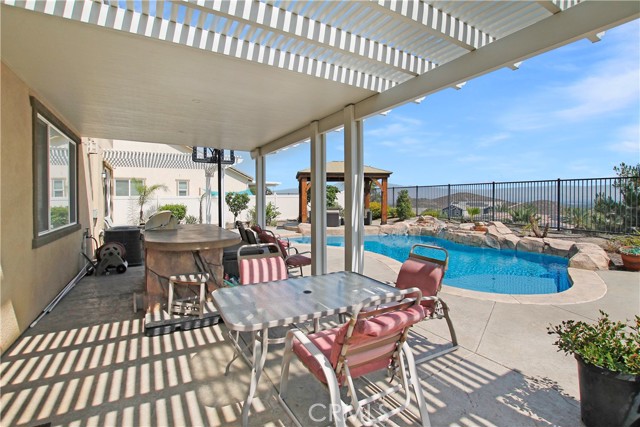 Detail Gallery Image 57 of 62 For 13122 Capricornio St, Riverside,  CA 92503 - 7 Beds | 4/1 Baths