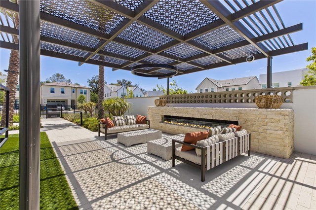 180 Paddlewheel, Lake Forest CA: https://media.crmls.org/medias/69daacc6-b678-48da-9bb2-179e0933b65b.jpg