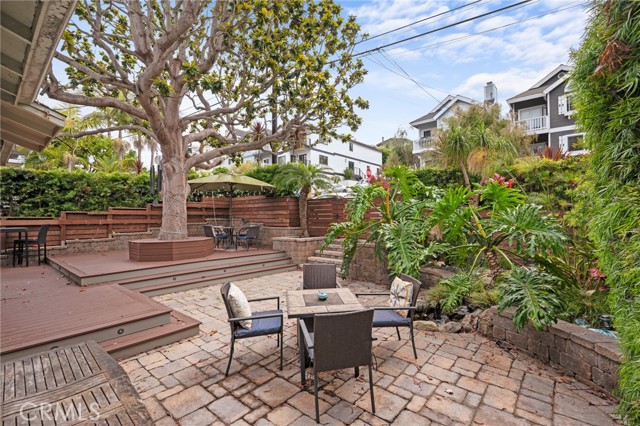 1700 Stanford Avenue, Redondo Beach CA: https://media.crmls.org/medias/69dbf078-fe65-444e-af23-8bf32c78331b.jpg