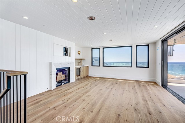 1400 Esplanade, Redondo Beach, California 90277, 4 Bedrooms Bedrooms, 0 ,4 BathroomsBathrooms,Residential,For Sale,Esplanade,0,SB26127556