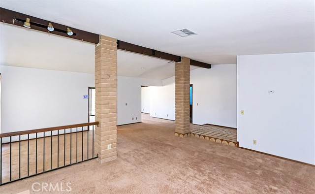 Detail Gallery Image 5 of 45 For 15490 Mondamon, Apple Valley,  CA 92307 - 4 Beds | 2 Baths