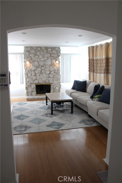 Detail Gallery Image 33 of 47 For 9812 S Denker, Los Angeles,  CA 90047 - 2 Beds | 1 Baths