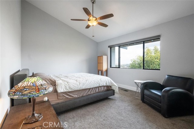 5088 San Jacinto Circle West, Fallbrook CA: https://media.crmls.org/medias/69dd000b-4679-4410-9182-46cc13f4f211.jpg