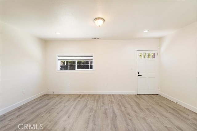 Detail Gallery Image 5 of 30 For 3263 E Green St, Pasadena,  CA 91107 - 3 Beds | 1 Baths