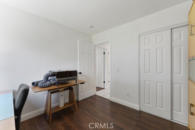 Image 17 of 23 For 7031 Pasadena Place