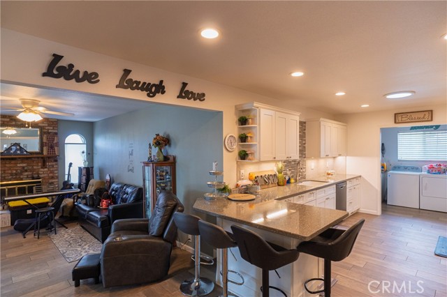 Detail Gallery Image 15 of 61 For 2390 Fruitland Ave, Atwater,  CA 95301 - 3 Beds | 2 Baths