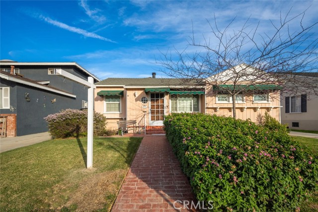 Detail Gallery Image 3 of 60 For 5142 Obispo, Lakewood,  CA 90712 - 3 Beds | 2 Baths