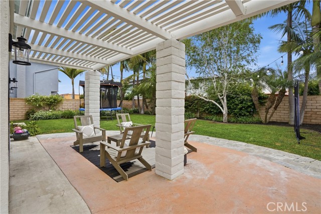 Image 32 of 43 For 20082 Gothic Circle