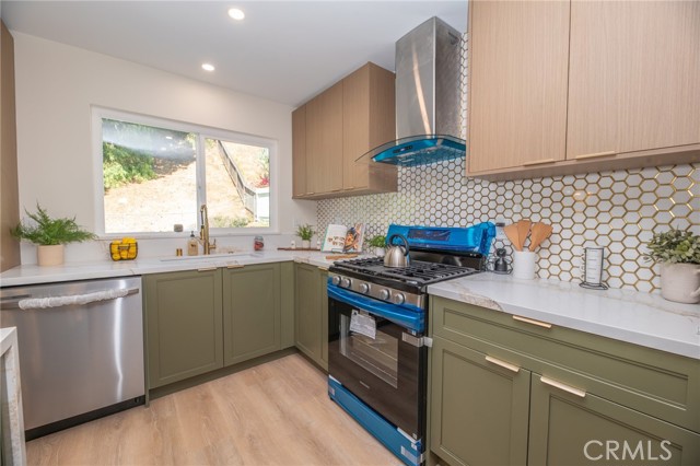 Detail Gallery Image 14 of 58 For 1737 Storrs Pl, Pomona,  CA 91766 - 4 Beds | 2 Baths