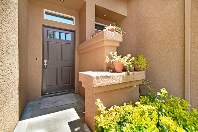 Detail Gallery Image 2 of 20 For 7367 Stonebrook Pl, Rancho Cucamonga,  CA 91730 - 3 Beds | 2/1 Baths