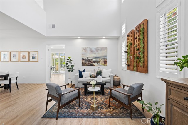 27811 Bloomfield Court, Valencia CA: https://media.crmls.org/medias/69df9491-c9a7-4c65-83b9-a8882a684db0.jpg