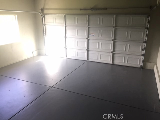 https://media.crmls.org/medias/69e05897-6a17-49fb-82ca-f4458b5d5110.jpg?preset=X-Large
