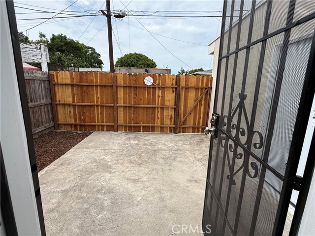 Detail Gallery Image 34 of 40 For 6161 Orange Ave, Long Beach,  CA 90805 - 3 Beds | 1/1 Baths