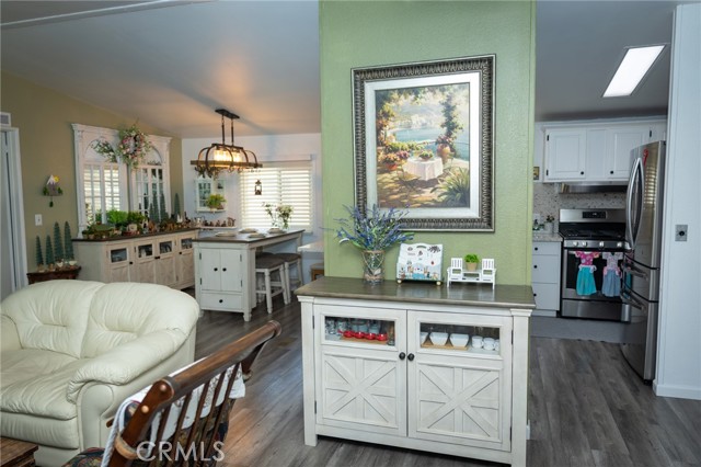 Detail Gallery Image 15 of 35 For 14000 El Evado Rd #99,  Victorville,  CA 92392 - 3 Beds | 2 Baths