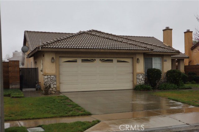 15885 Jackson Dr, Fontana, CA 92336