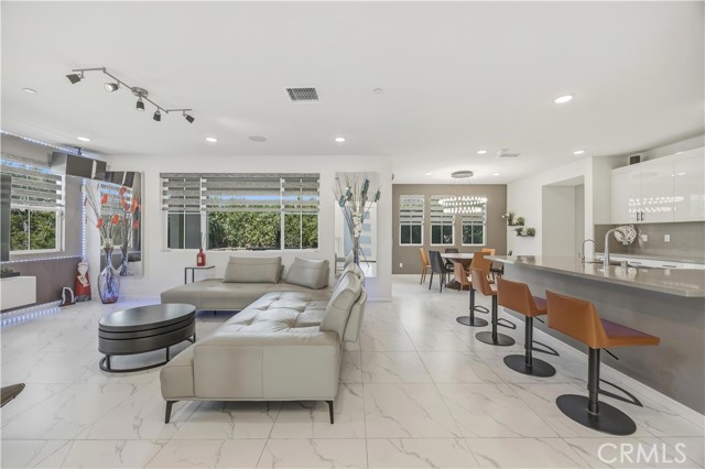 Detail Gallery Image 15 of 52 For 2605 E Tatum, Ontario,  CA 91762 - 5 Beds | 4/1 Baths