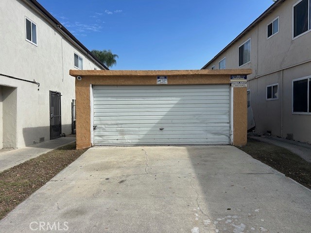 6165 Linden Avenue, Long Beach, California 90805, 5 Bedrooms Bedrooms, ,2 BathroomsBathrooms,Single Family Residence,For Sale,Linden,PW25038625