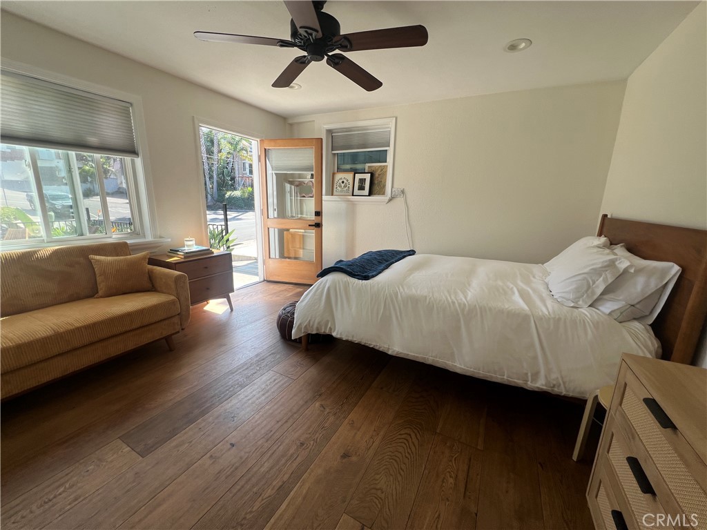 MLS #OC25089835 img 4