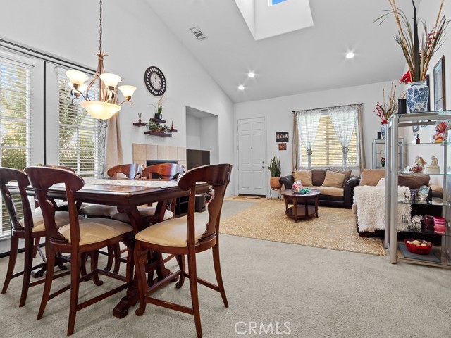 Detail Gallery Image 15 of 55 For 9425 San Bernardino Rd, Rancho Cucamonga,  CA 91730 - 4 Beds | 3 Baths