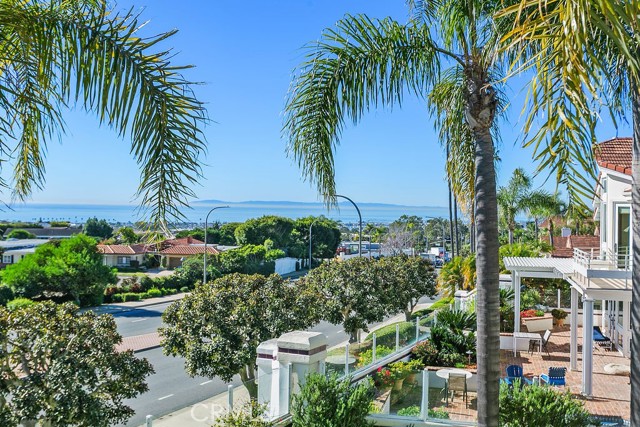 Detail Gallery Image 22 of 56 For 19 Harbor Pointe, Corona Del Mar,  CA 92625 - 4 Beds | 4/1 Baths