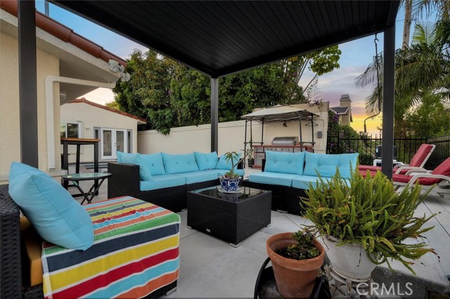 2165 W General Street, Rancho Palos Verdes CA: https://media.crmls.org/medias/69e86352-4c92-44ea-904e-df39037baf5e.jpg