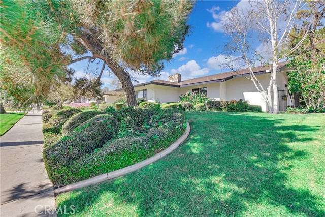 Detail Gallery Image 5 of 69 For 5531 Cornwall Ave, Riverside,  CA 92506 - 4 Beds | 3 Baths