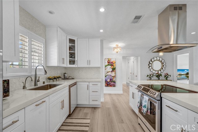 1947 N Sacramento Street, Orange CA: https://media.crmls.org/medias/69e9dcbc-1f30-4f17-8367-2c30066828f3.jpg