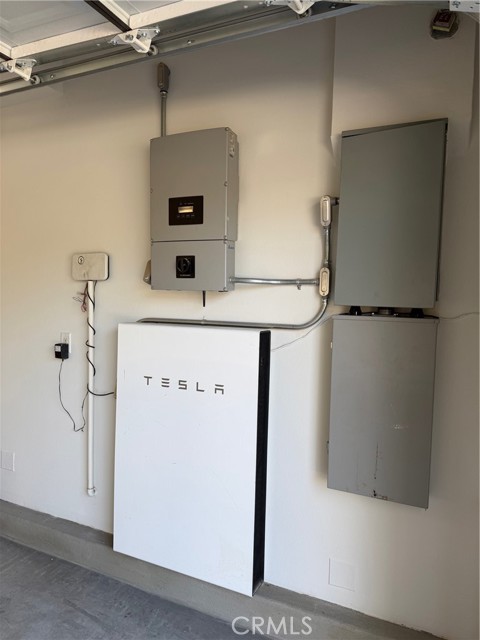 Detail Gallery Image 6 of 6 For 1443 Georgia, Tustin,  CA 92782 - 3 Beds | 2/1 Baths