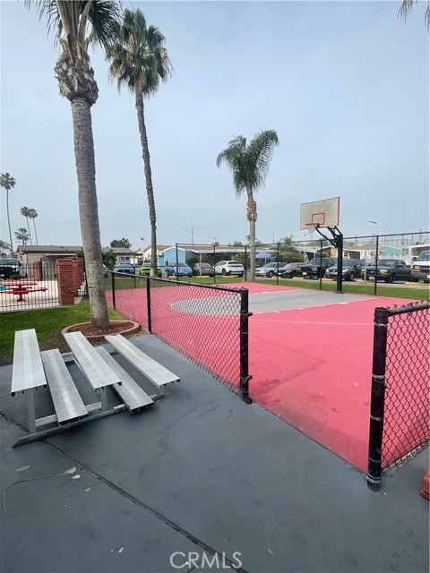 Detail Gallery Image 9 of 12 For 215 S Sullivan #307 KNIGHT,  Santa Ana,  CA 92704 - 3 Beds | 2 Baths