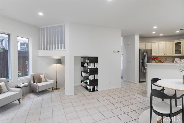 Detail Gallery Image 8 of 28 For 2853 Ashley Dr, Pasadena,  CA 91107 - 3 Beds | 3 Baths