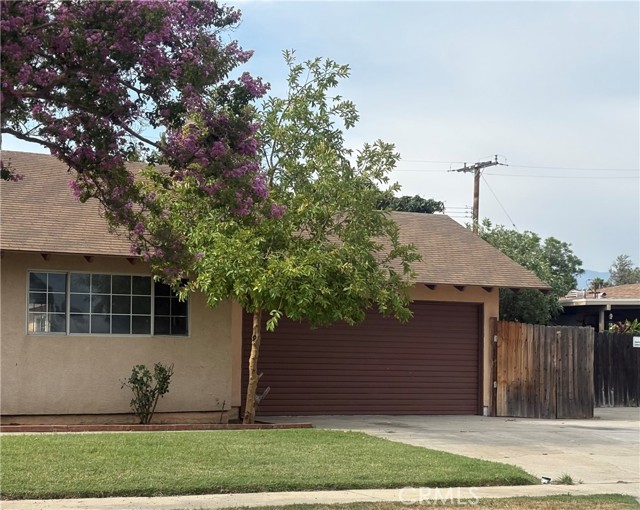Detail Gallery Image 7 of 40 For 878 E Holly St, Rialto,  CA 92376 - 4 Beds | 3 Baths