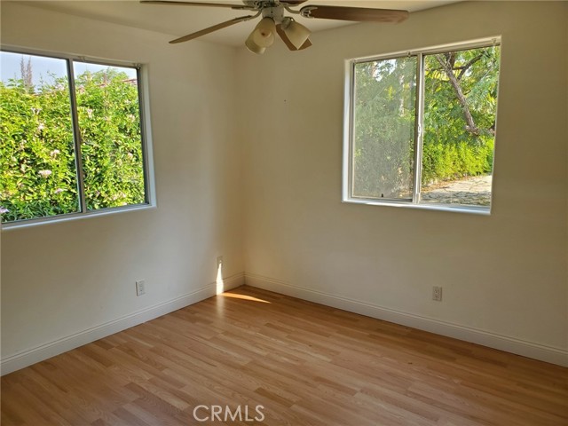 Detail Gallery Image 29 of 31 For 23041 Erwin St, Woodland Hills,  CA 91367 - 4 Beds | 5 Baths
