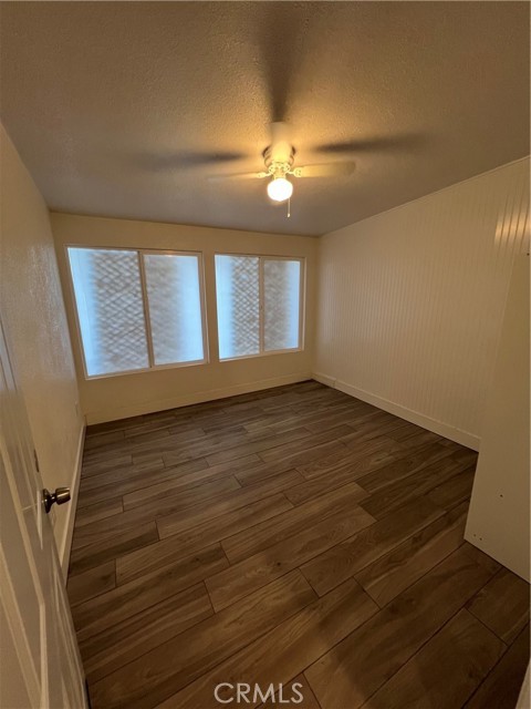 Detail Gallery Image 5 of 7 For 16976 Martin Ave #3-B,  Fontana,  CA 92335 - 2 Beds | 1 Baths