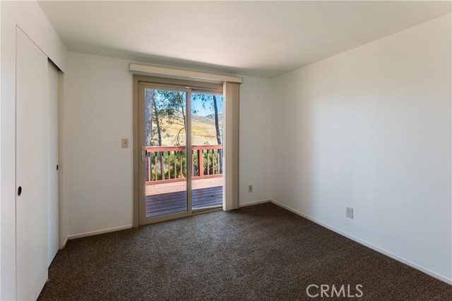 27601 Endeavor Street photo 27